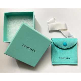 ティファニー(Tiffany & Co.)のティファニー　アクセサリーケース　箱　スナップ付き袋　リボン(ショップ袋)