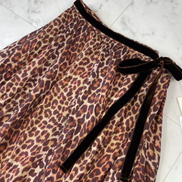 BEAMS(ビームス)の【新品】ヌキテパ  定価2.2万コットンレオパードスカート　ビームス  インド製 レディースのスカート(ロングスカート)の商品写真