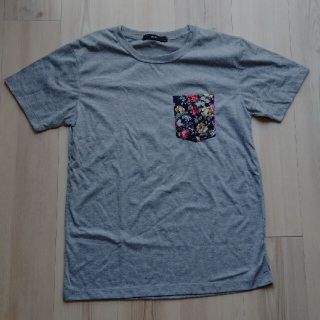 Tシャツ メンズ グレー M 花柄 ポケット シンプル(Tシャツ/カットソー(半袖/袖なし))