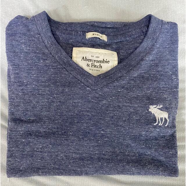 Abercrombie&Fitch(アバクロンビーアンドフィッチ)のアバクロ　Tシャツ　刺繍ロゴ　マッスル　筋肉 メンズのトップス(Tシャツ/カットソー(半袖/袖なし))の商品写真