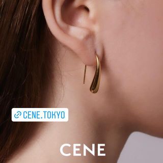 値下げしました！【CENE】ゴールドピアス（両耳）(ピアス(両耳用))