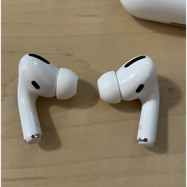 Apple(アップル)のAPPLE AirPods Pro ノイズキャンセリング付完全ワイヤレスイヤホン スマホ/家電/カメラのオーディオ機器(ヘッドフォン/イヤフォン)の商品写真