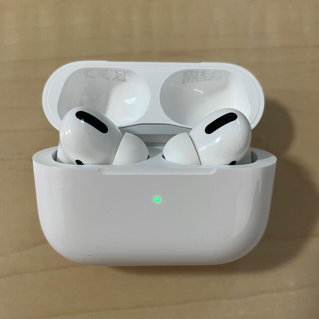 Apple(アップル)のAPPLE AirPods Pro ノイズキャンセリング付完全ワイヤレスイヤホン スマホ/家電/カメラのオーディオ機器(ヘッドフォン/イヤフォン)の商品写真