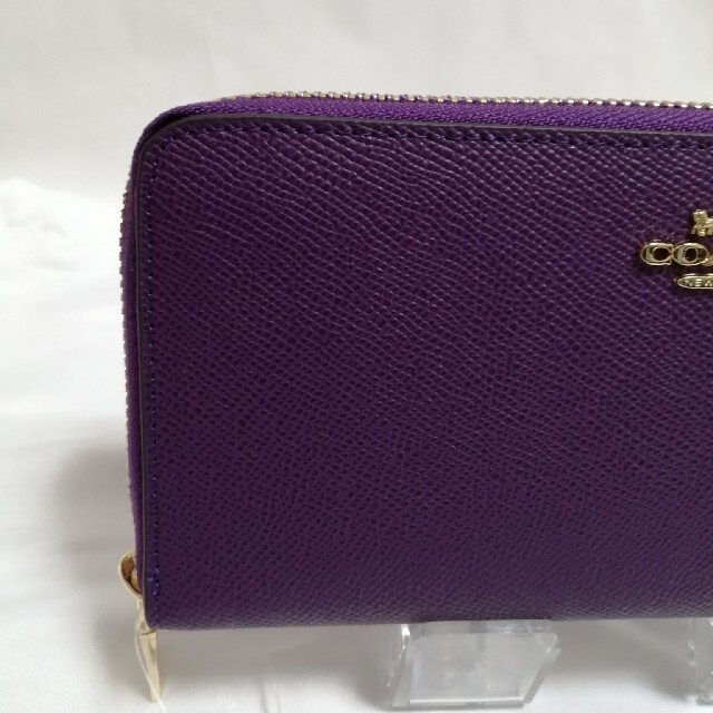 COACH(コーチ)のCOACH長財布　新品未使用　F52372正規品　紫 レディースのファッション小物(財布)の商品写真