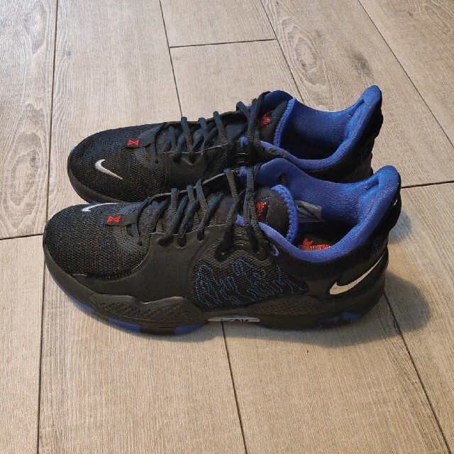 NIKE(ナイキ)のNIKE PG 5 EP 27.5cm 中古 スポーツ/アウトドアのスポーツ/アウトドア その他(バスケットボール)の商品写真