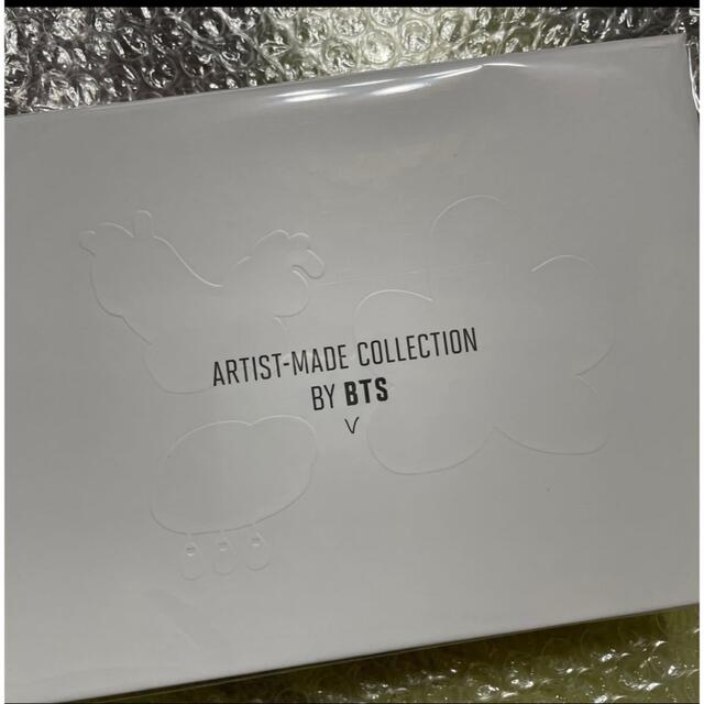 防弾少年団(BTS)(ボウダンショウネンダン)のアーティストメイド　BTS  テテ　ブローチ エンタメ/ホビーのCD(K-POP/アジア)の商品写真