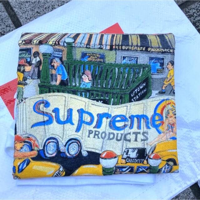 Supreme(シュプリーム)のSupreme Manhattan Tee  ホワイト　Lサイズ　新品　正規品 メンズのトップス(Tシャツ/カットソー(半袖/袖なし))の商品写真