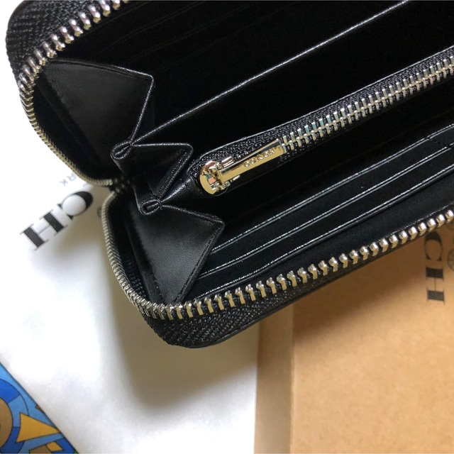 COACH(コーチ)のCOACH 長財布　シグネチャー　スヌーピー レディースのファッション小物(財布)の商品写真