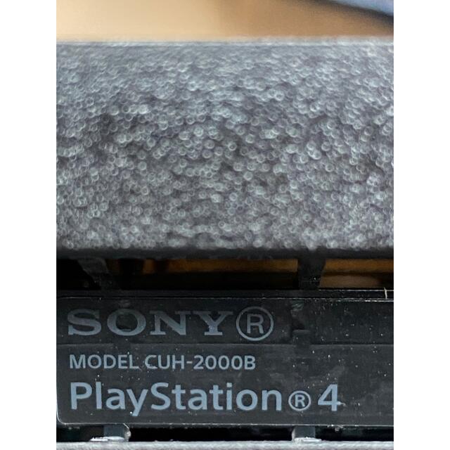 SONY(ソニー)のプレイステーション4 CUH2000B 1TBモデル エンタメ/ホビーのゲームソフト/ゲーム機本体(家庭用ゲーム機本体)の商品写真