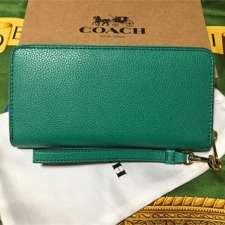 ⌘箱付き・新品・未使用・正規品⌘ COACH 長財布 グリーン チェック柄