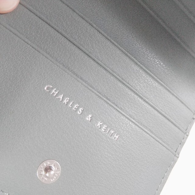 Charles and Keith(チャールズアンドキース)のCharles&Keith ミニ財布 レディースのファッション小物(財布)の商品写真