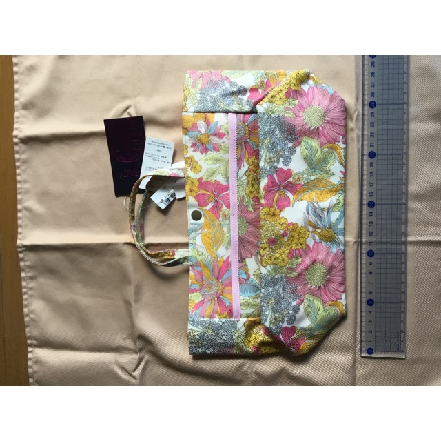 【新品】Liberty  バッグインバッグ レディースのバッグ(その他)の商品写真