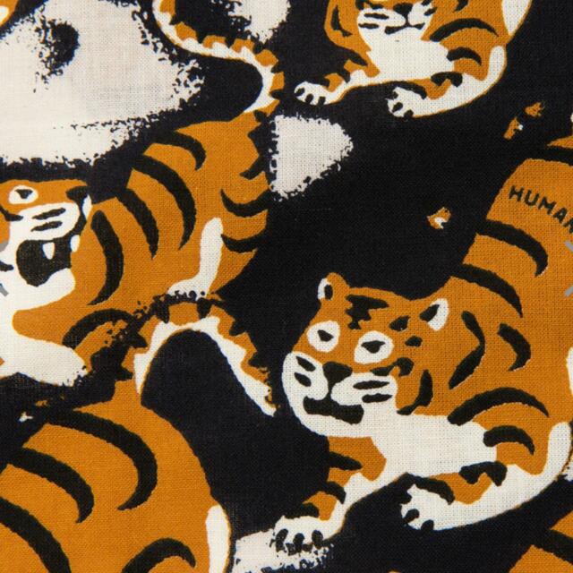 HUMAN MADE(ヒューマンメイド)のHUMANMADE TIGER TENUGUI ヒューマンメイド　トラ柄てぬぐい メンズのファッション小物(その他)の商品写真