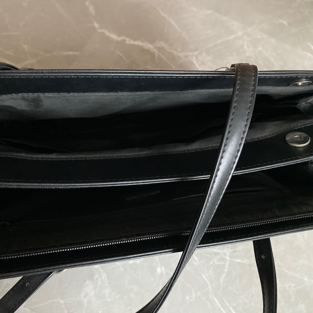 リクルートバッグ 佐々木希デザイン 黒バッグ 就活用 - ビジネスバッグ