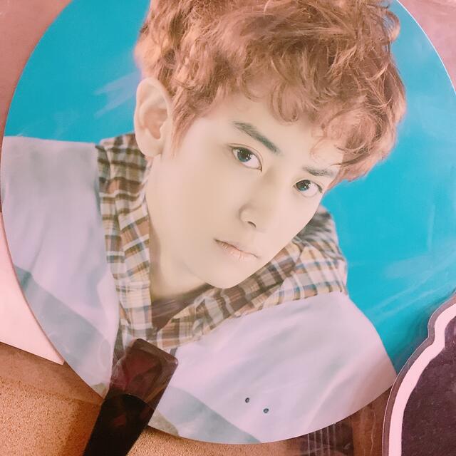 EXO(エクソ)の【即購入⭕️】EXO チャニョル 公式うちわセット エンタメ/ホビーのCD(K-POP/アジア)の商品写真