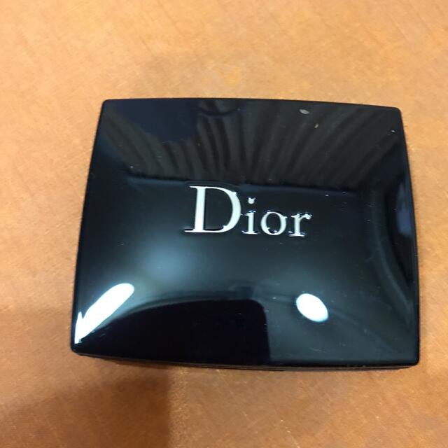 Dior(ディオール)のディオールスキンブラッシュ コスメ/美容のベースメイク/化粧品(チーク)の商品写真