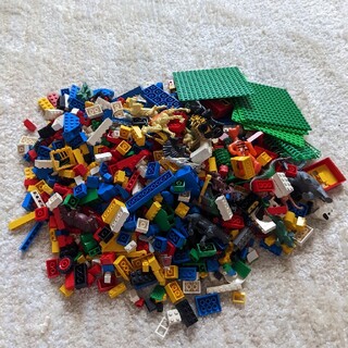 レゴ(Lego)のあっこママ様専用【LEGO】レゴブロック2.5kg　中古品【赤いバケツ】(積み木/ブロック)