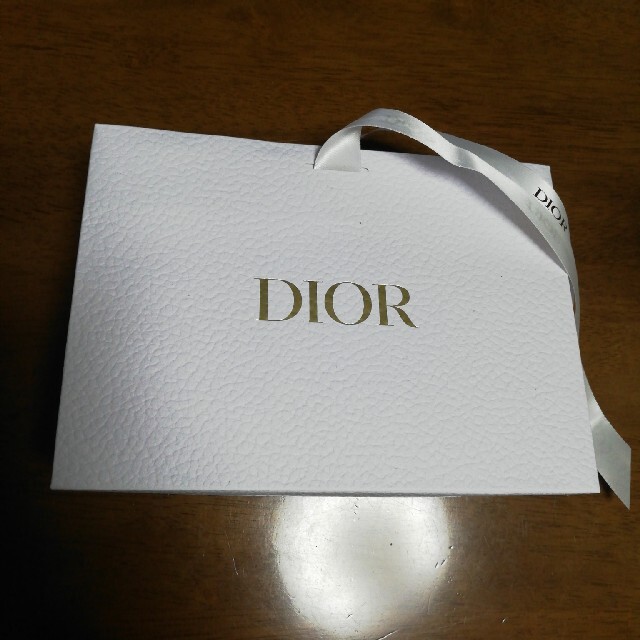 Christian Dior(クリスチャンディオール)のミス　ディオール　ボディミルク　200ml　フランス コスメ/美容のボディケア(ボディローション/ミルク)の商品写真