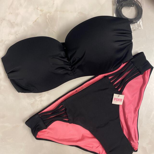 Victoria's Secret(ヴィクトリアズシークレット)の新品 Victoria’s Secret PINK 水着 3点　① レディースの水着/浴衣(水着)の商品写真