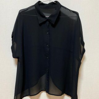 フォーエバートゥエンティーワン(FOREVER 21)のトップス　透け感あり(シャツ/ブラウス(半袖/袖なし))