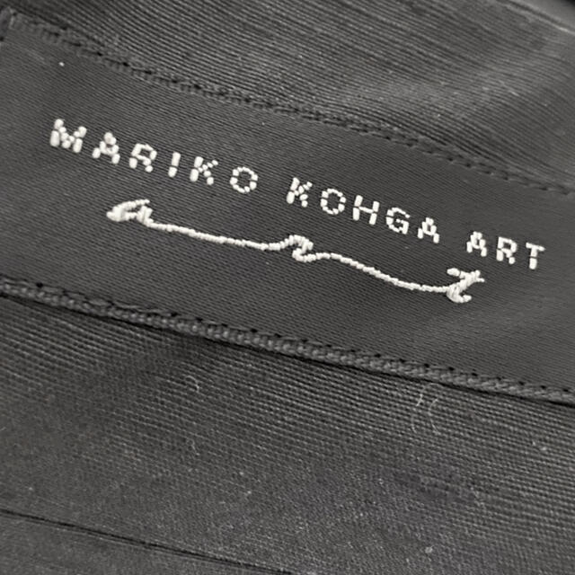 Mariko Kohga(マリココウガ)のMariko Kohga シルク100% 黒　パーティー　立体裁断　ワンピース レディースのワンピース(ひざ丈ワンピース)の商品写真