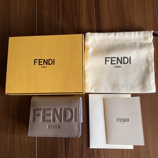 開閉《新品》フェンディ/FENDI ミニ財布 2つ折り ♪