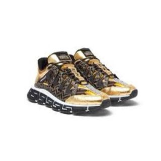 フェンディ スニーカーの通販 400点以上 | FENDIを買うならラクマ