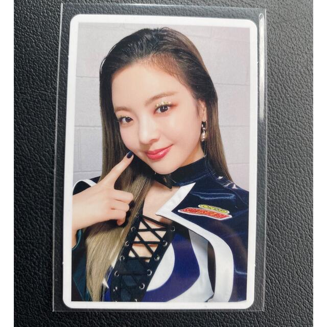 ITZY voltage トレカコンプ(全5種)&通常盤CD 公式 ITZY voltage トレカコンプ(全5種)&通常盤CD 公式