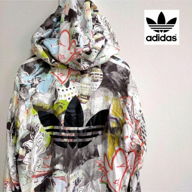 adidasパーカー