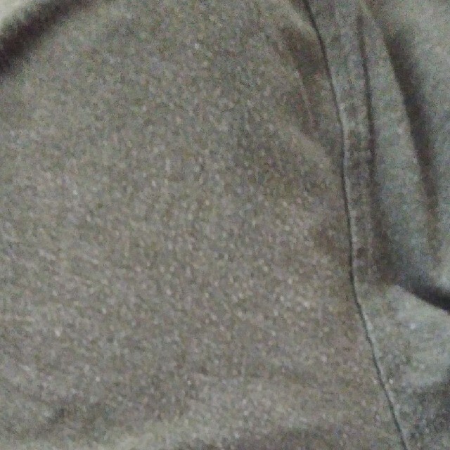 UNDER ARMOUR(アンダーアーマー)のメンズ アンダーアーマーモスグリーンの半袖Tシャツ メンズのトップス(Tシャツ/カットソー(半袖/袖なし))の商品写真