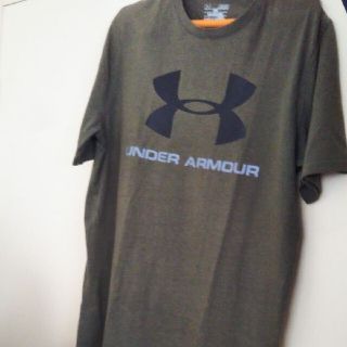 アンダーアーマー(UNDER ARMOUR)のメンズ アンダーアーマーモスグリーンの半袖Tシャツ(Tシャツ/カットソー(半袖/袖なし))