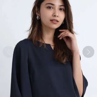 ジャスグリッティー(JUSGLITTY)の新品 JUSGULITTY マント風ブラウス(シャツ/ブラウス(半袖/袖なし))