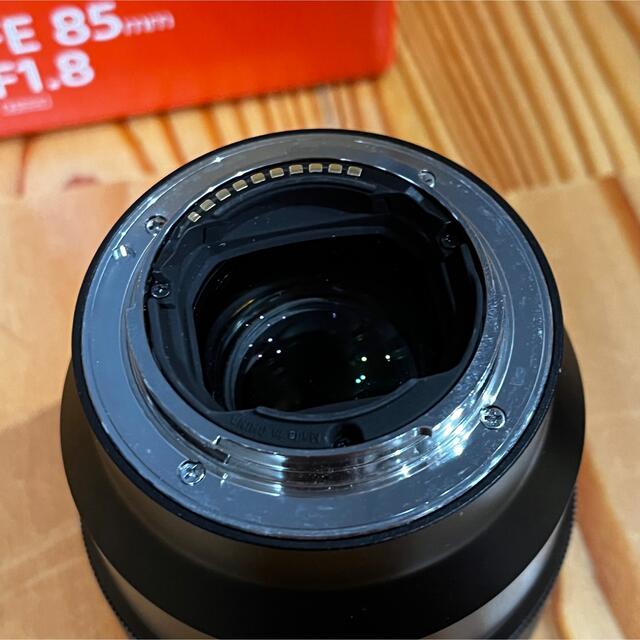 SONY(ソニー)のSONY 85mm f1.8 単焦点 フルサイズ  スマホ/家電/カメラのカメラ(レンズ(単焦点))の商品写真