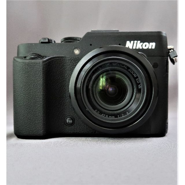 美品 Nikon P7800 コンデジ　　EVF・バリアングル液晶