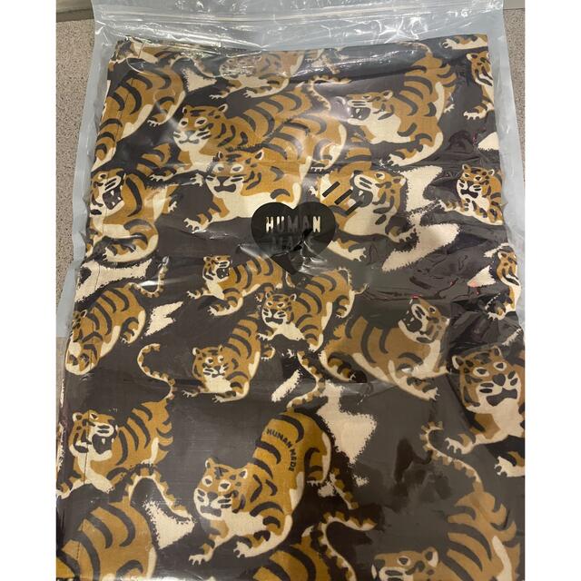 HUMAN MADE(ヒューマンメイド)のhuman made TIGER GAUZE BLANKET メンズのファッション小物(その他)の商品写真