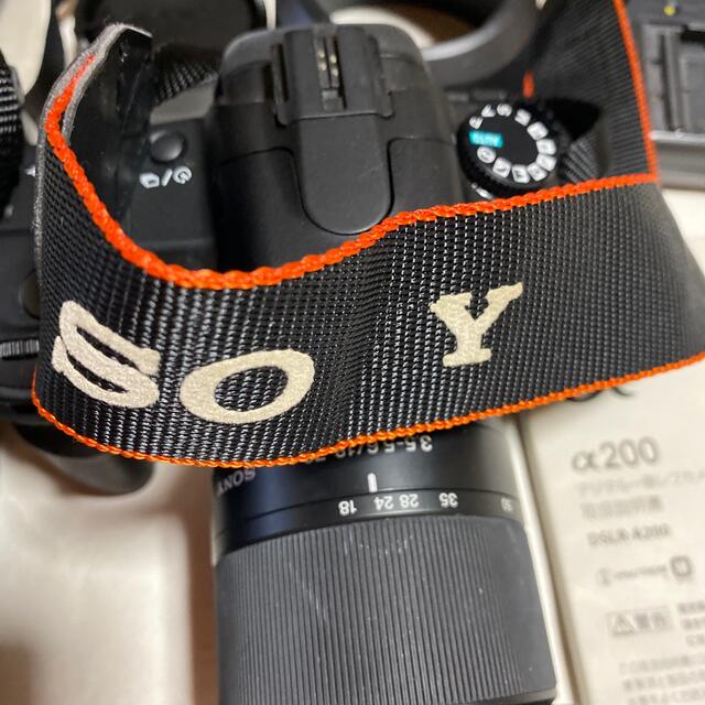 一眼レフカメラ　SONY α200 1