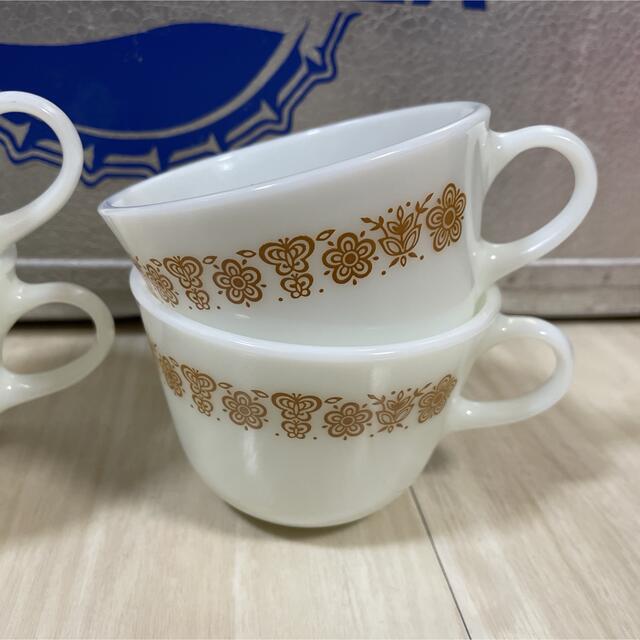 Pyrex(パイレックス)の【美品！】オールドパイレックス ミルクグラス 4つ コーヒー スープカップ インテリア/住まい/日用品のキッチン/食器(グラス/カップ)の商品写真