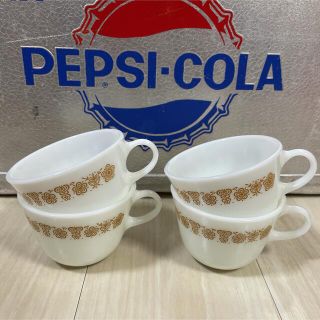 パイレックス(Pyrex)の【美品！】オールドパイレックス ミルクグラス 4つ コーヒー スープカップ(グラス/カップ)