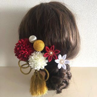 つまみ細工　マム　和装　髪飾り　紅白　成人式　卒業式　結婚式　結納(ヘアピン)