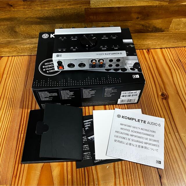 Native Instruments Komplete Audio 6 楽器のDTM/DAW(オーディオインターフェイス)の商品写真