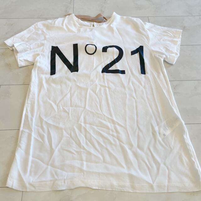 N°21(ヌメロヴェントゥーノ)のヌメロヴェントゥーノ　Tシャツ レディースのトップス(Tシャツ(半袖/袖なし))の商品写真