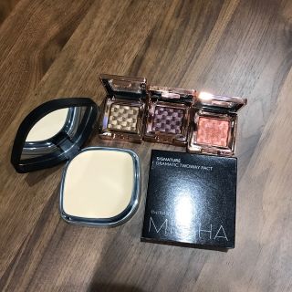 ミシャ(MISSHA)の専用　ミシャ　パウダーファンデーション&アイシャドウ(ファンデーション)