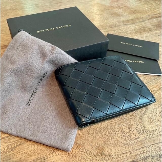 BOTTEGA VENETA ボッテガヴェネタ  二つ折り財布