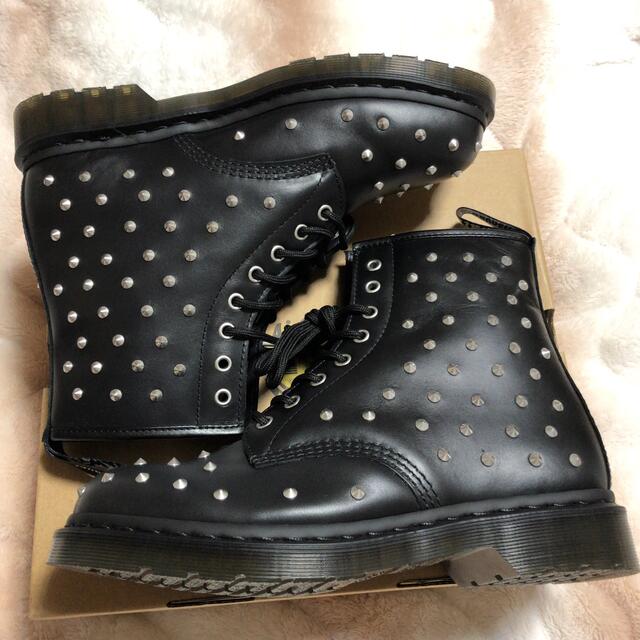 Dr.Martens(ドクターマーチン)の☆新品未使用 ドクターマーチン ブーツ 8ホール 1460 STUD UK8☆ メンズの靴/シューズ(ブーツ)の商品写真