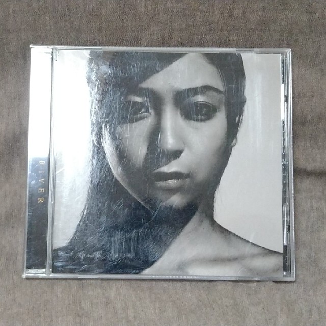 CD 宇多田ヒカル　DEEPRIVER エンタメ/ホビーのCD(ポップス/ロック(邦楽))の商品写真