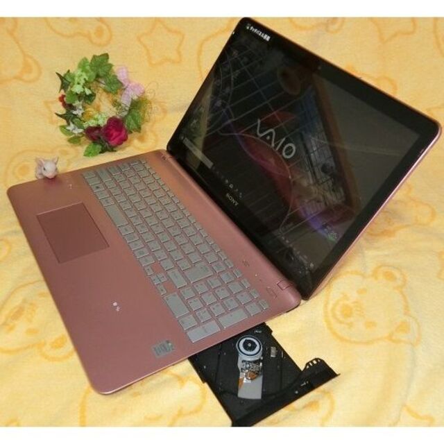 VAIO(バイオ)のエレガンスピンクVAIO／ｾﾚﾛﾝ／HDD1000／8G／Win10／TV付 スマホ/家電/カメラのPC/タブレット(ノートPC)の商品写真