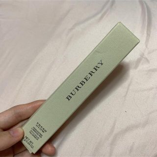 バーバリー(BURBERRY)の【新品】BURBERRY ハイライト  ハイライティングルミナスペン  01(フェイスカラー)