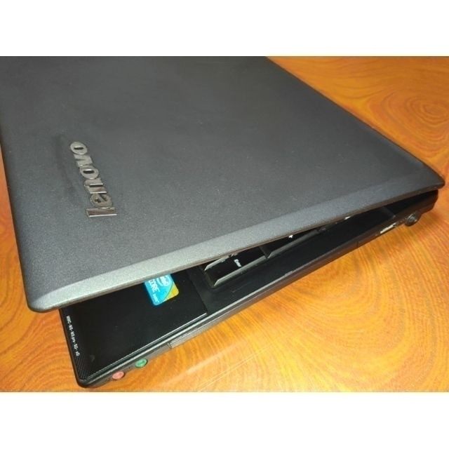 Lenovo(レノボ)のLenovo 15.6型ノートパソコン Core i5 6GB スマホ/家電/カメラのPC/タブレット(ノートPC)の商品写真