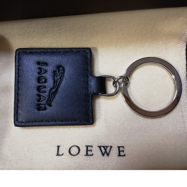 LOEWE(ロエベ)のロエベ　ジャガー　コラボ　新品　キーホルダー　キーリング メンズのファッション小物(キーホルダー)の商品写真