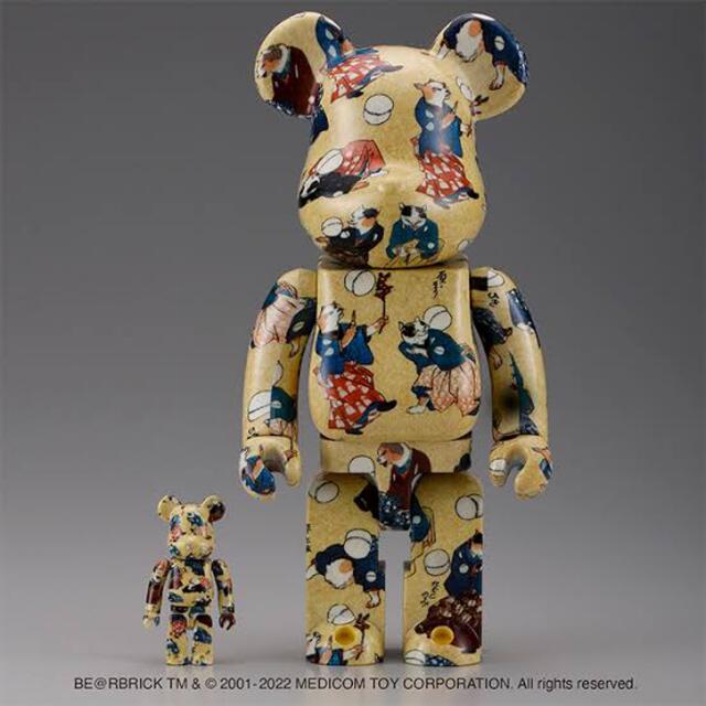 BE@RBRICK 歌川国芳「流行猫の曲鞠」 100% & 400%